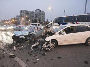 南京四桥车祸最新爆料,事故原因及伤亡情况深度解析